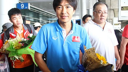 Tương lai của HLV Miura sắp được quyết định.