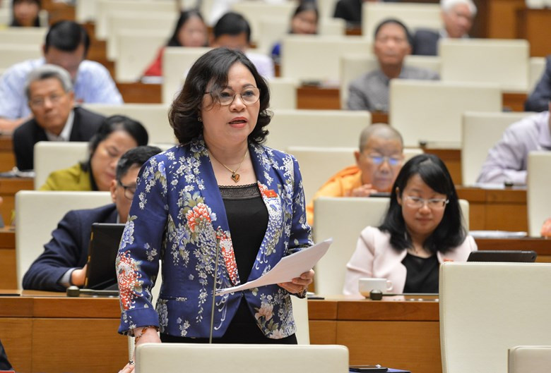 Thứ trưởng Bộ GD&ĐT Ngô Thị Minh