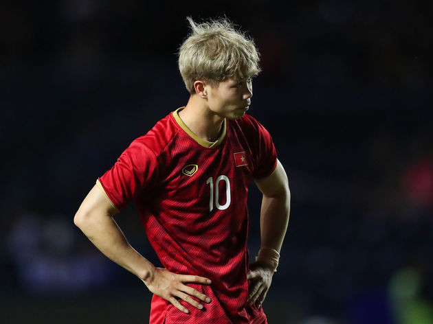 Công Phượng trên đường trở lại V.League chơi bóng.