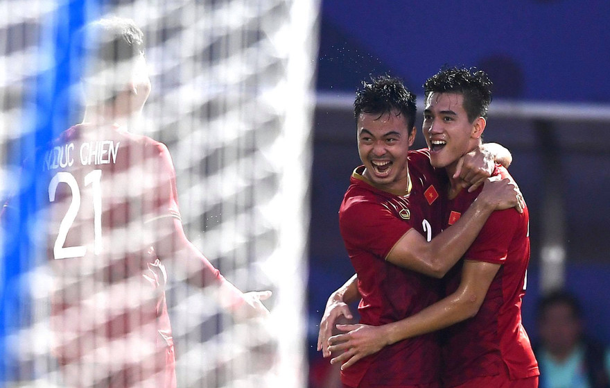 Tiến Linh lập cú đúp bàn thắng. Ảnh: Tuấn Hải