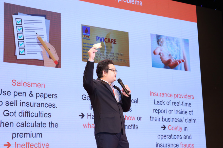 Các start-up trình bày dự án trước hội đồng giám khảo tại chung kết Cuộc thi VinaCapital Ventures VietChallenge (V3 Track). Ảnh: Lâm Đăng Hải