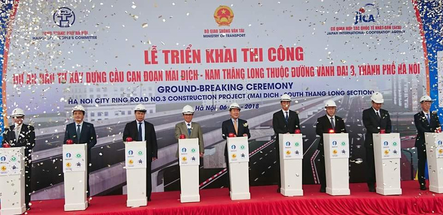 Chính thức khởi công đường trên cao Phạm Văn Đồng.