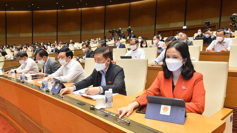 Quốc hội thông qua Nghị quyết về Kế hoạch phát triển kinh tế - xã hội năm 2022