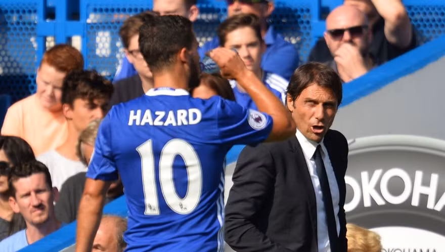  HLV Conte gửi thông điệp cảnh báo tới Hazard.