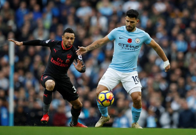 Aguero ghi 1 bàn trong chiến thắng 3-1 của Man City trước Arsenal.