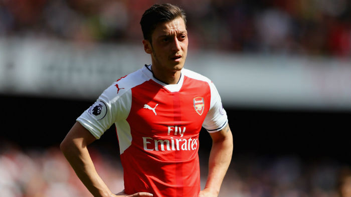 Ozil muốn tìm một CLB mới giàu tham vọng hơn Arsenal.