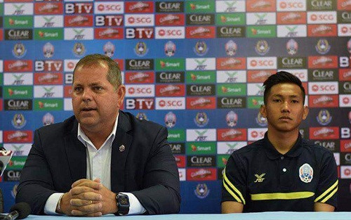 HLV Leonardo Vitorino tỏ ra lo lắng trước cuộc tái đấu ĐT Việt Nam.