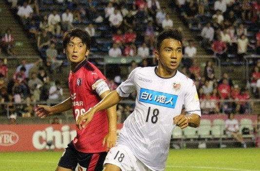 Chanathip Songkrasin tiếp tục thi đấu tốt tại Nhật Bản.
