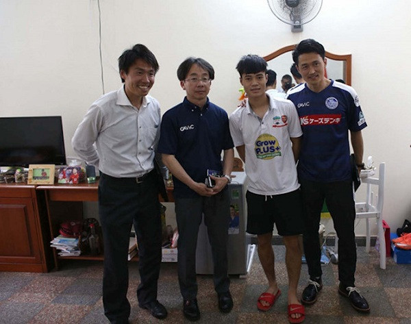 Văn Toàn sang Nhật Bản thi đấu vào mùa tới?