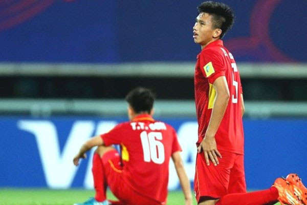 Văn Hậu bị cúm và khó có thể ra sân khi ĐT Việt Nam đấu Campuchia.