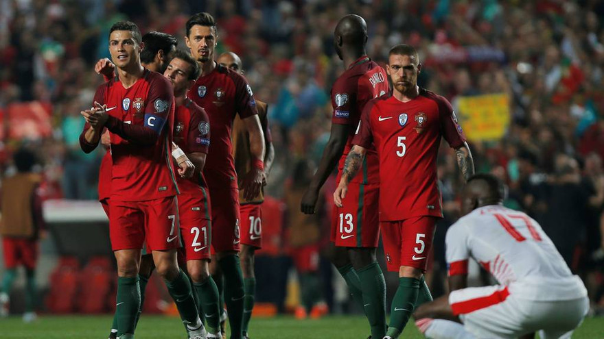 Bồ Đào Nha lách qua khe cửa hẹp để giành vé tham dự VCK World Cup 2018.