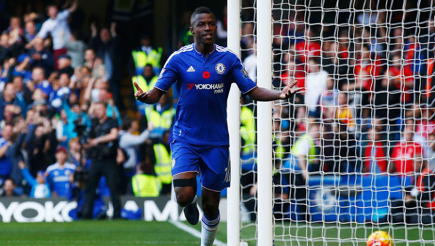 Ramires trở lại Chelsea tập luyện trong thời gian giải VĐQG Trung Quốc tạm nghỉ.