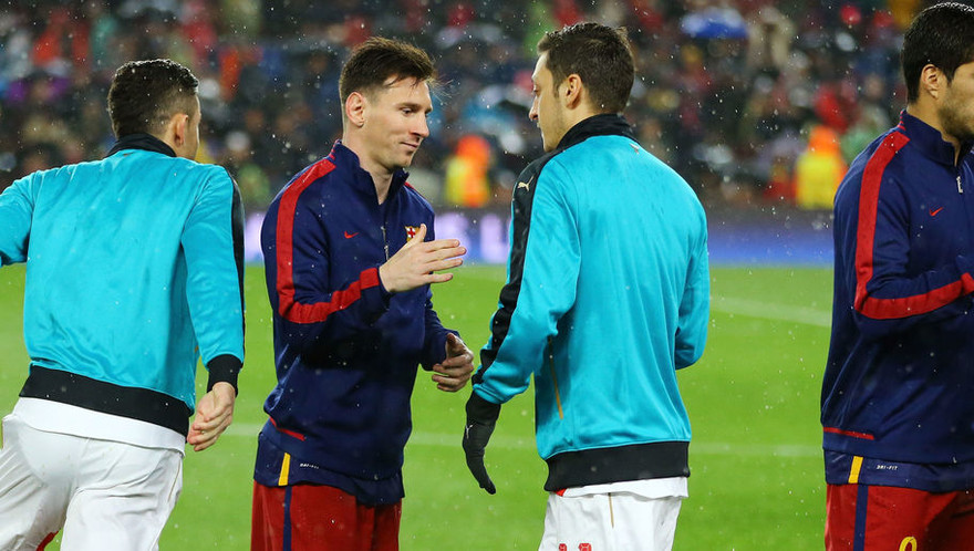 Ozil đã tới Barcelona đàm phán hợp đồng?