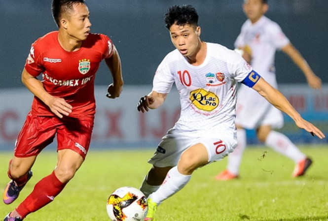 HAGL của Công Phượng đã phải nhận 4 thẻ đỏ tại V.League mùa này.