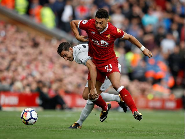 Liverpool và M.U chia điểm trong trận cầu không bàn thắng