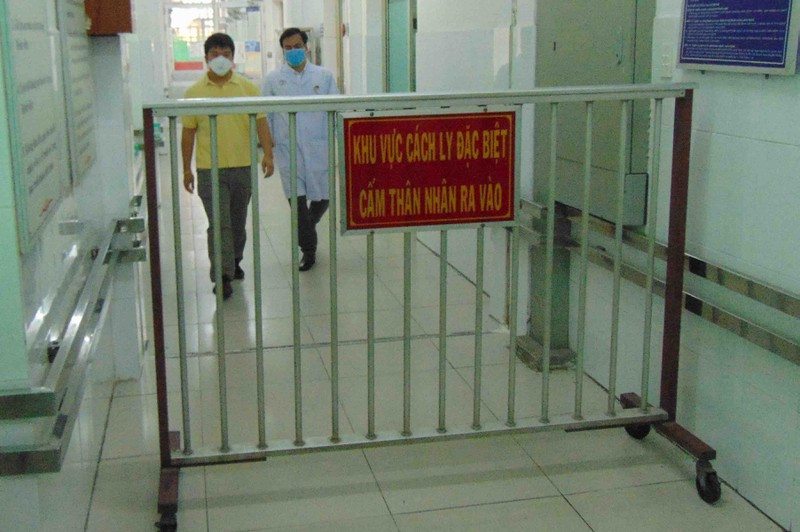 Ba bệnh nhân nghi mắc COVID-19 ở TPHCM đã đi những đâu?