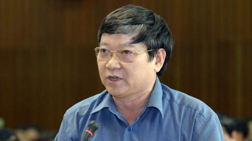 Ông Lê Như Tiến, nguyên Phó Chủ nhiệm Uỷ ban Văn hóa, Giáo dục, Thanh niên, Thiếu niên và Nhi đồng của Quốc hội cho rằng, ngành giáo dục cần phải làm một cuộc “đại phẫu”, cắt bỏ ung nhọt để tạo nên những vết thương lành.