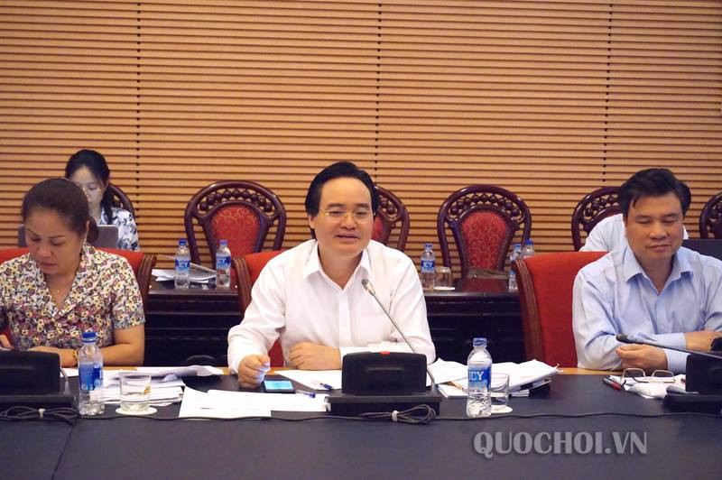 Ủy ban Văn hóa, Giáo dục, Thanh niên, Thiếu niên và nhi đồng Quốc hội làm việc với Bộ GD&ĐT