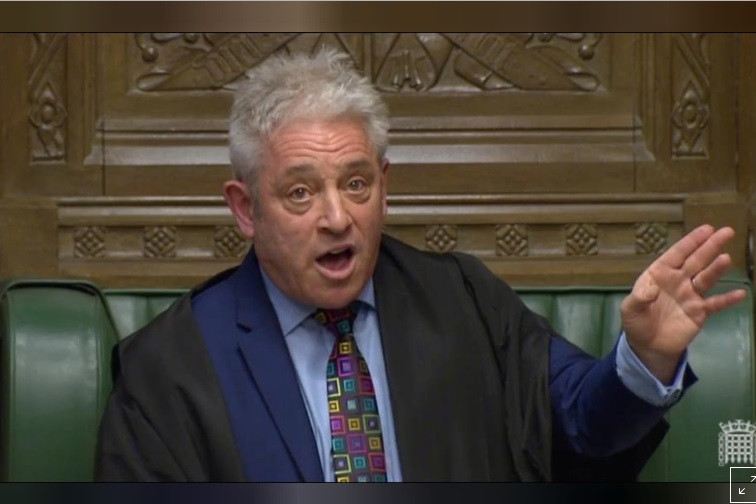 Chủ tịch Hạ viên Anh John Bercow bất ngờ ra phán quyết bác bỏ đề xuất bỏ phiếu lần 3 của bà May.