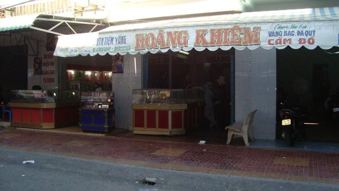 Tiệm vàng Hoàng Khiêm