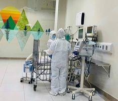 Sau 1 tháng được điều trị tích cực tại BV Nhi TƯ, bé trai người Nhật đã được cứu sống, hồi phục sức khỏe trở về với gia đình. Ảnh: BS cung cấp