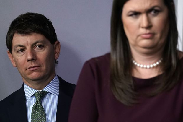 Phó Thư ký báo chí Nhà Trắng Hogan Gidley được cho là " ứng cử viên" sáng giá thay thế bà Sarah Sanders.