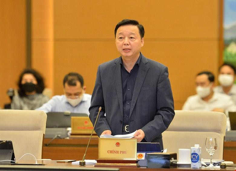 Bộ trưởng TN&MT Trần Hồng Hà. Ảnh QH