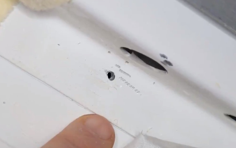 Một lỗ thủng nhỏ trên tàu vũ trụ Soyuz là một lỗi khá nghiêm trọng.