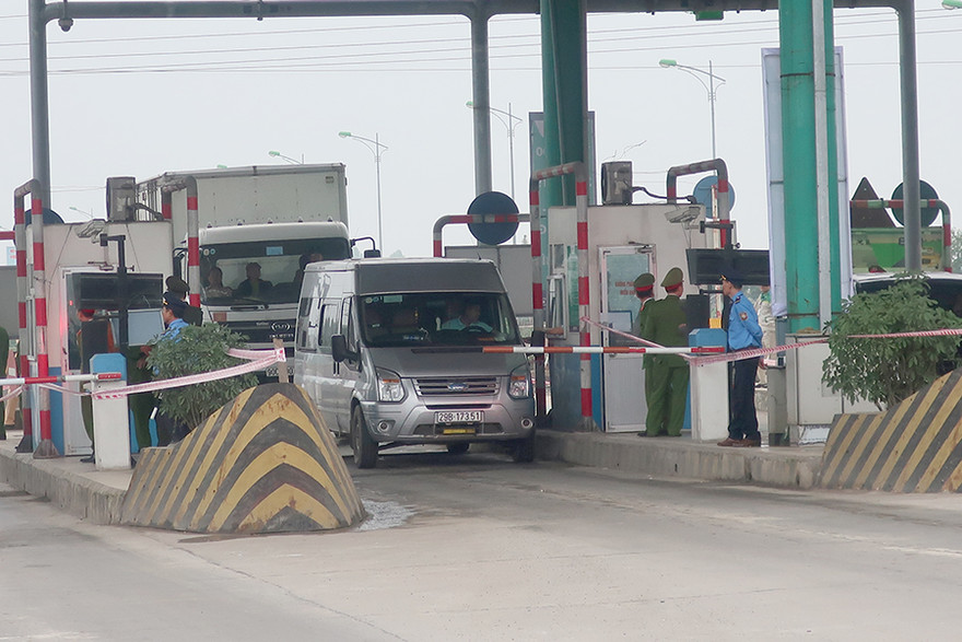 Trạm thu phí phải xả trạm nếu xảy ra ùn tắc dịp lễ 30/4 - 1/5 sắp tới.