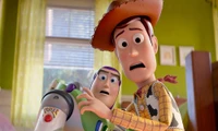 Toy Story 5 tung trailer: Netizen bảo “không cần” nhưng lại cảm động bởi điều này