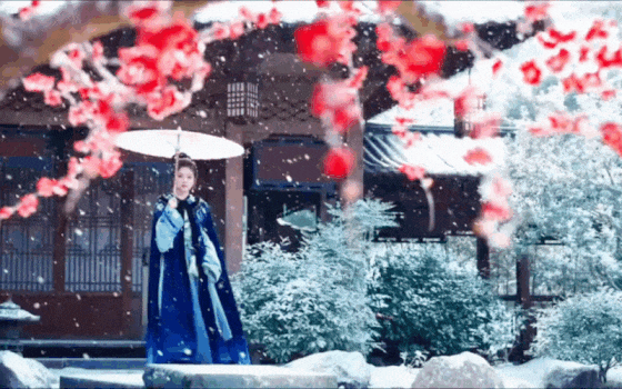 trieutuyetluc1-ezgifcom-resize.gif