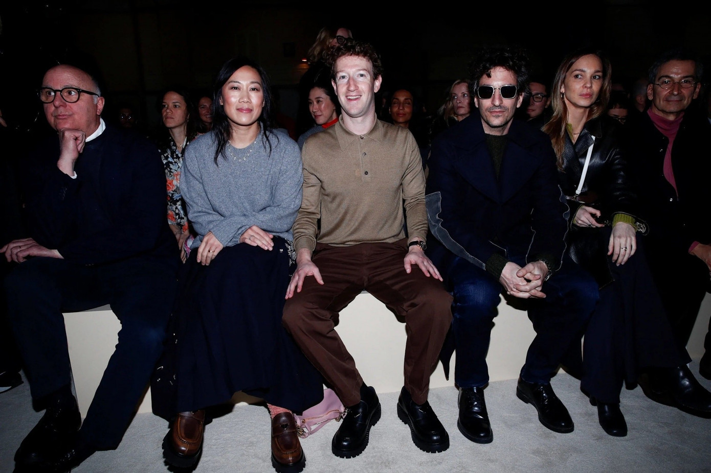 milan-fashion-week-prada-mark-zuckerberg-va-vo-priscilla-chan.jpg