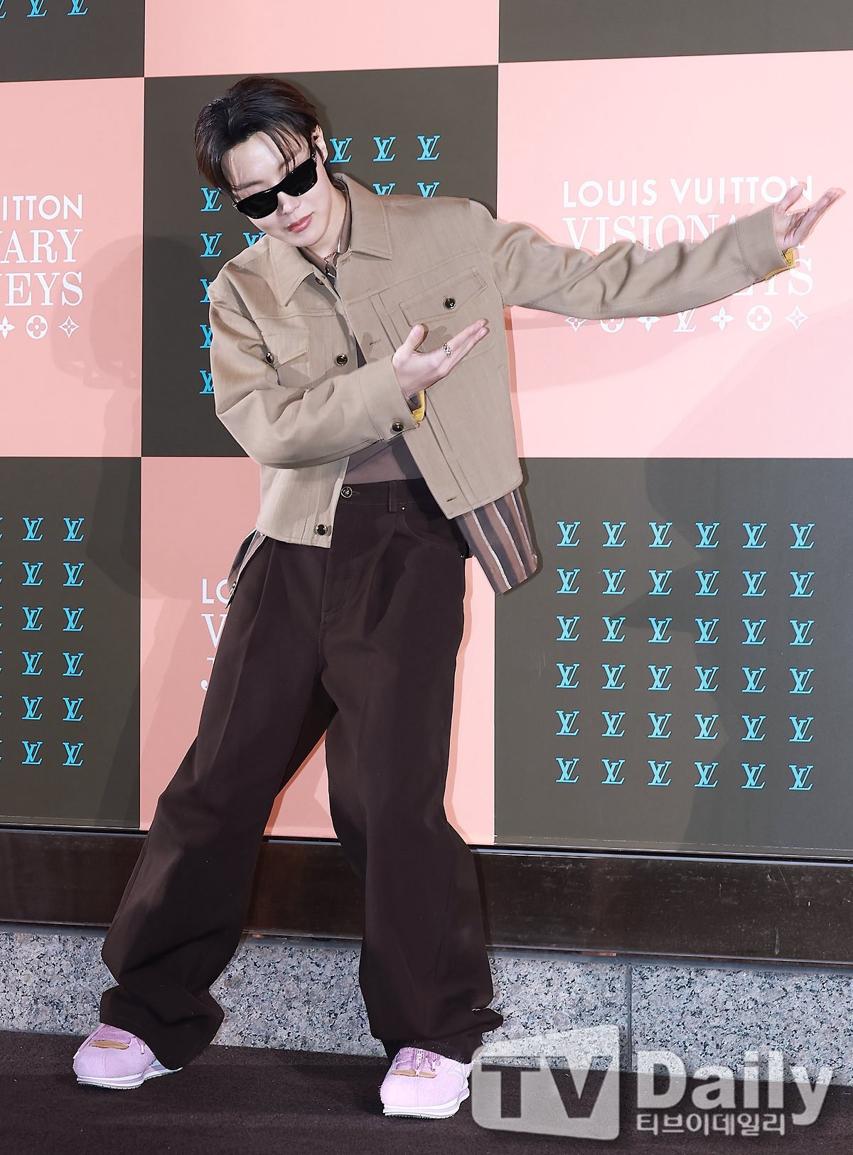 louis-vuitton-visionary-journey-seoul-jhope-bts-a.jpg