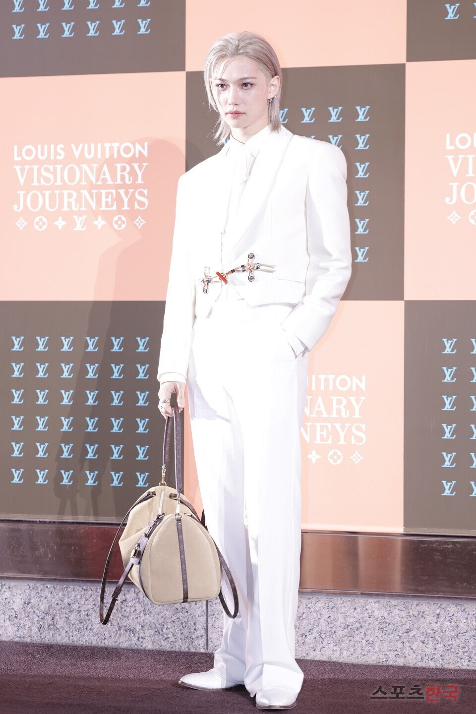 louis-vuitton-visionary-journey-seoul-felix-fre.jpg