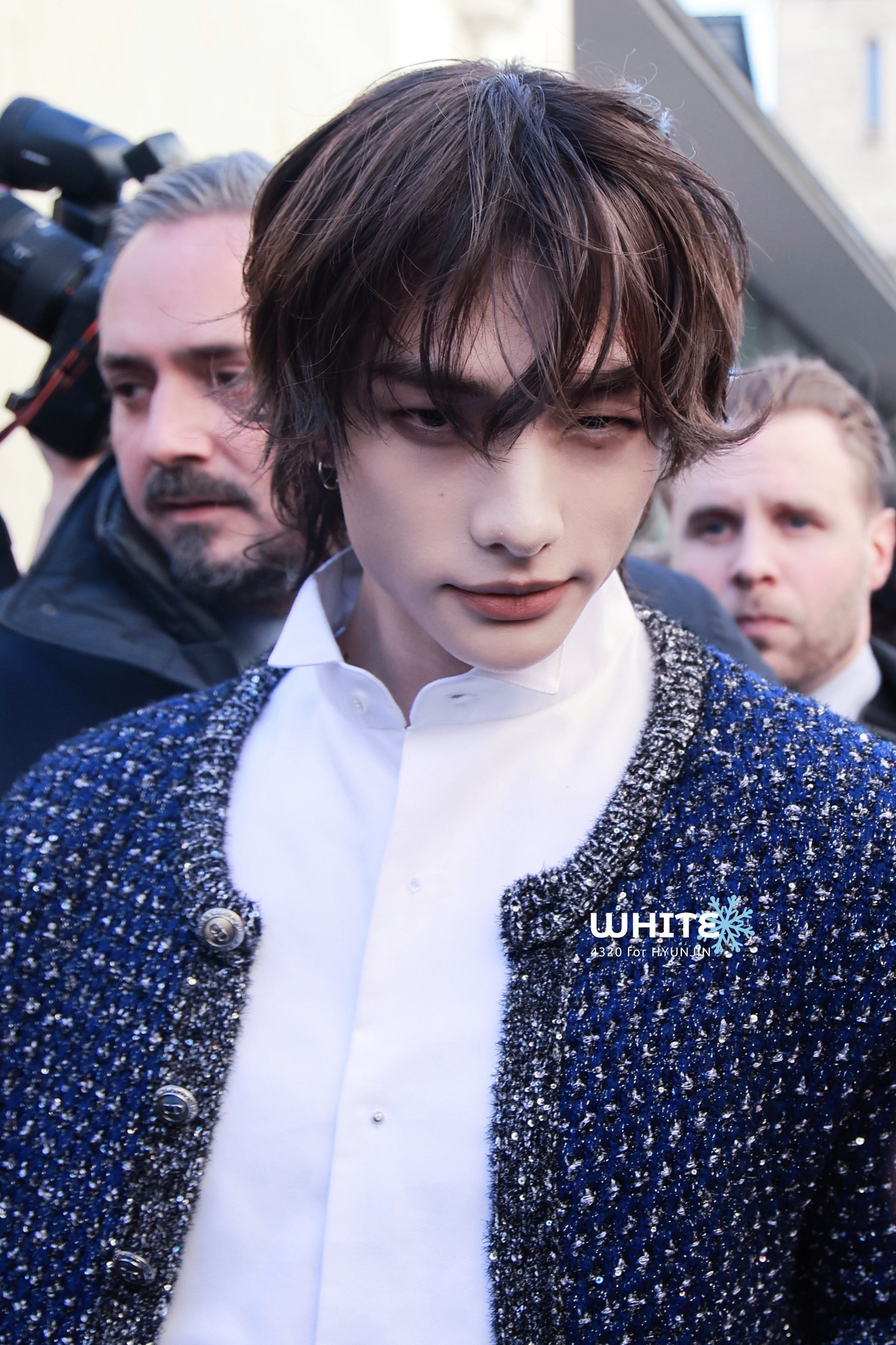 paris-fashion-week-dior-hyunjin.jpg