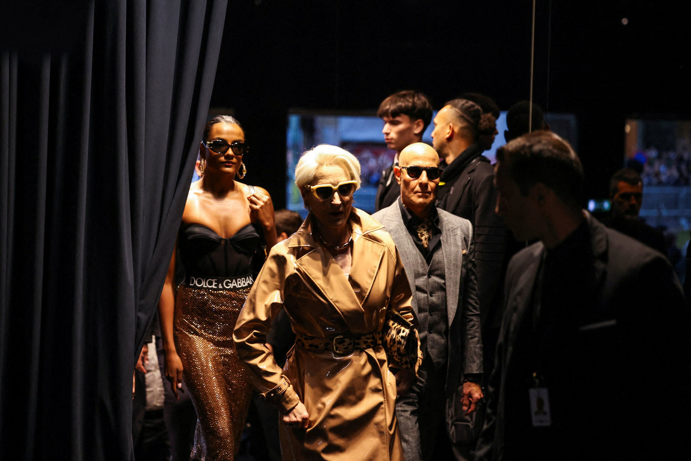 meryl-streep-stanley-tucci-and-simone-ashley-the-dolce-gabbana-show-in-milan.jpg