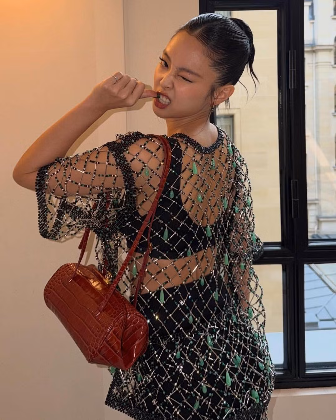 paris-fashion-week-chanel-jennie-kim-zhtdbbhd.jpg
