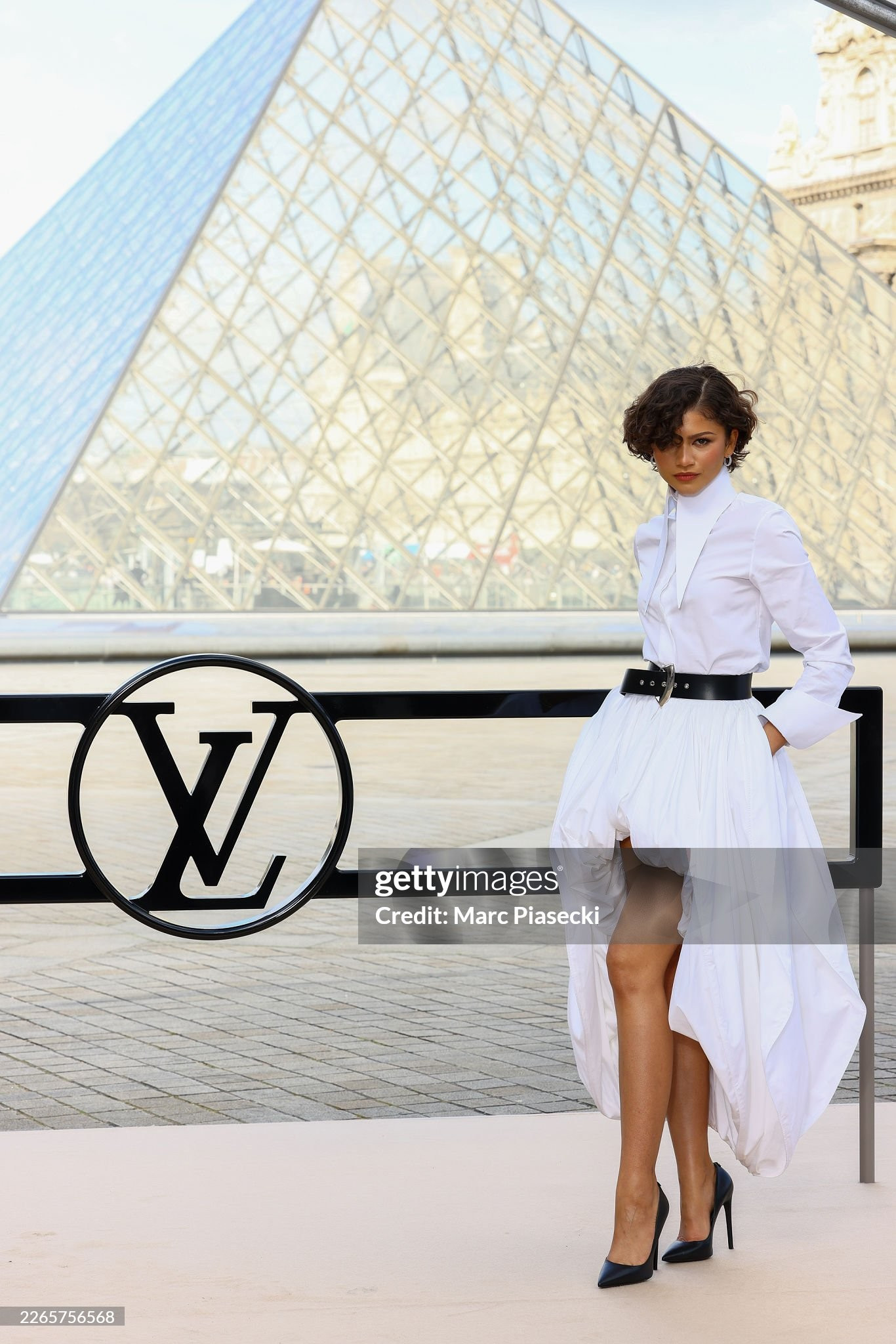 paris-fashion-week-louis-vuitton-fw26-zendaya.jpg