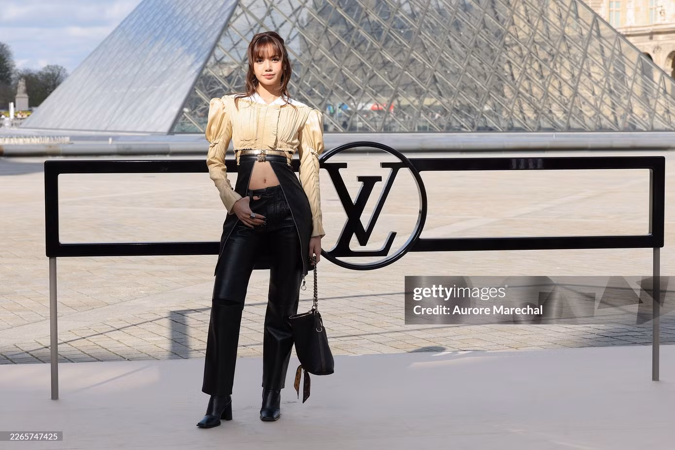paris-fashion-week-louis-vuitton-fw26-lisa-vdfdvgdffvd.jpg
