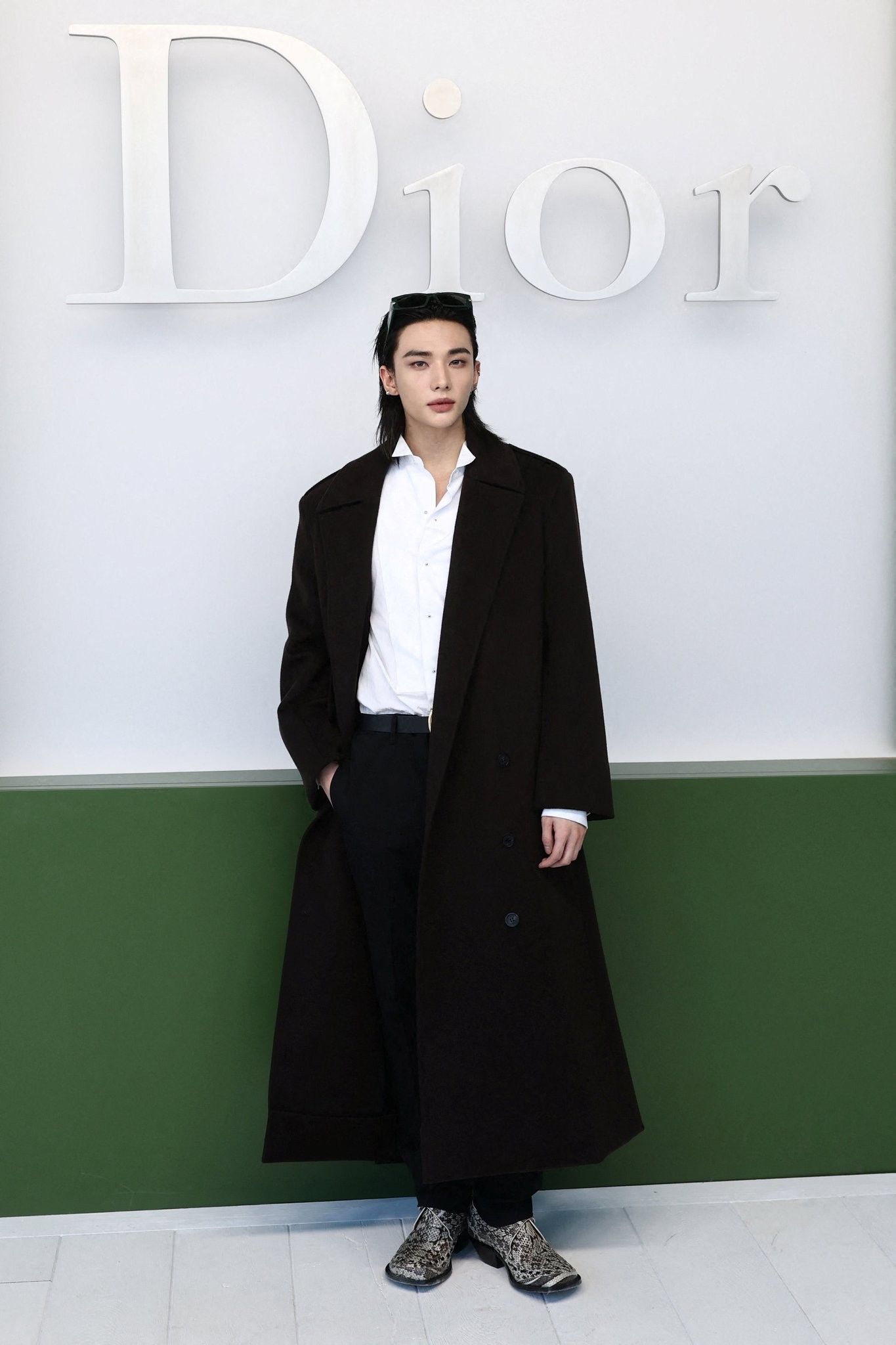 paris-fashion-week-dior-hyunjin-sk.jpg