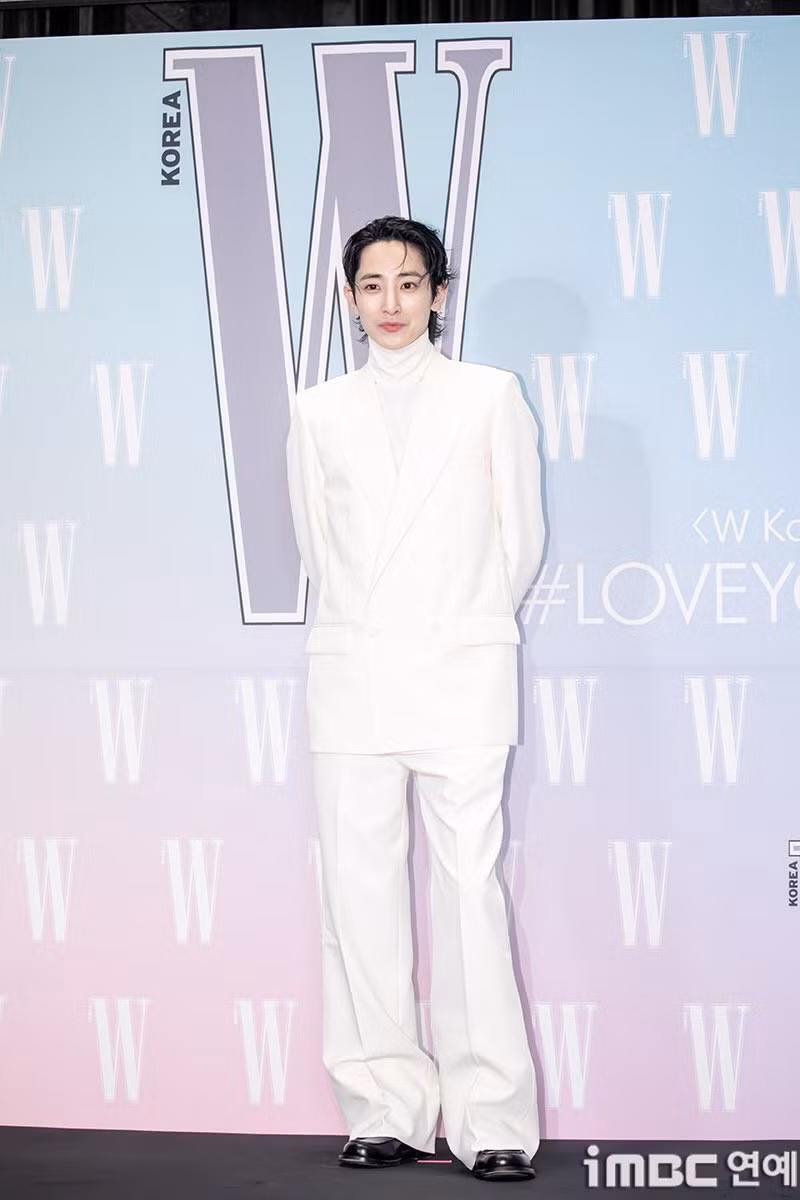 love-your-w-2025-soo-hyuk.jpg