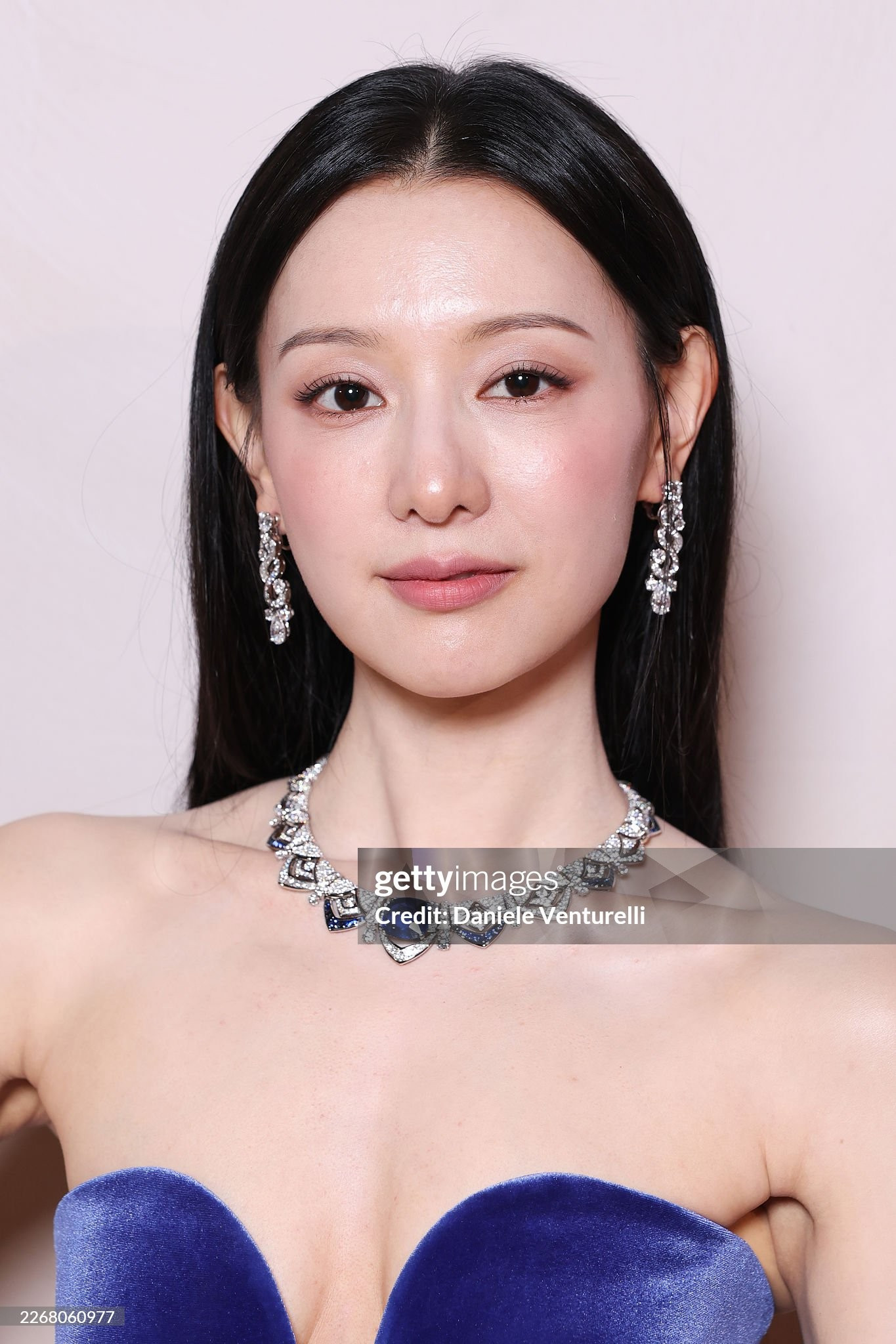 bvlgari-eclettica-kim-jiwon-hgguki.jpg