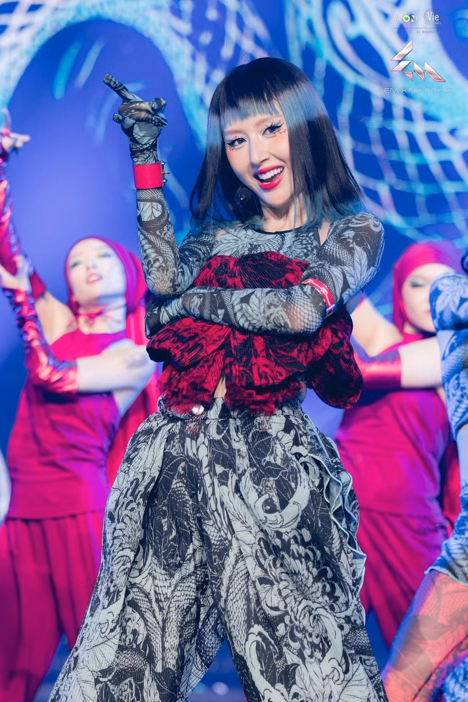 em-xinh-say-hi-quynh-anh-shyn-111.jpg