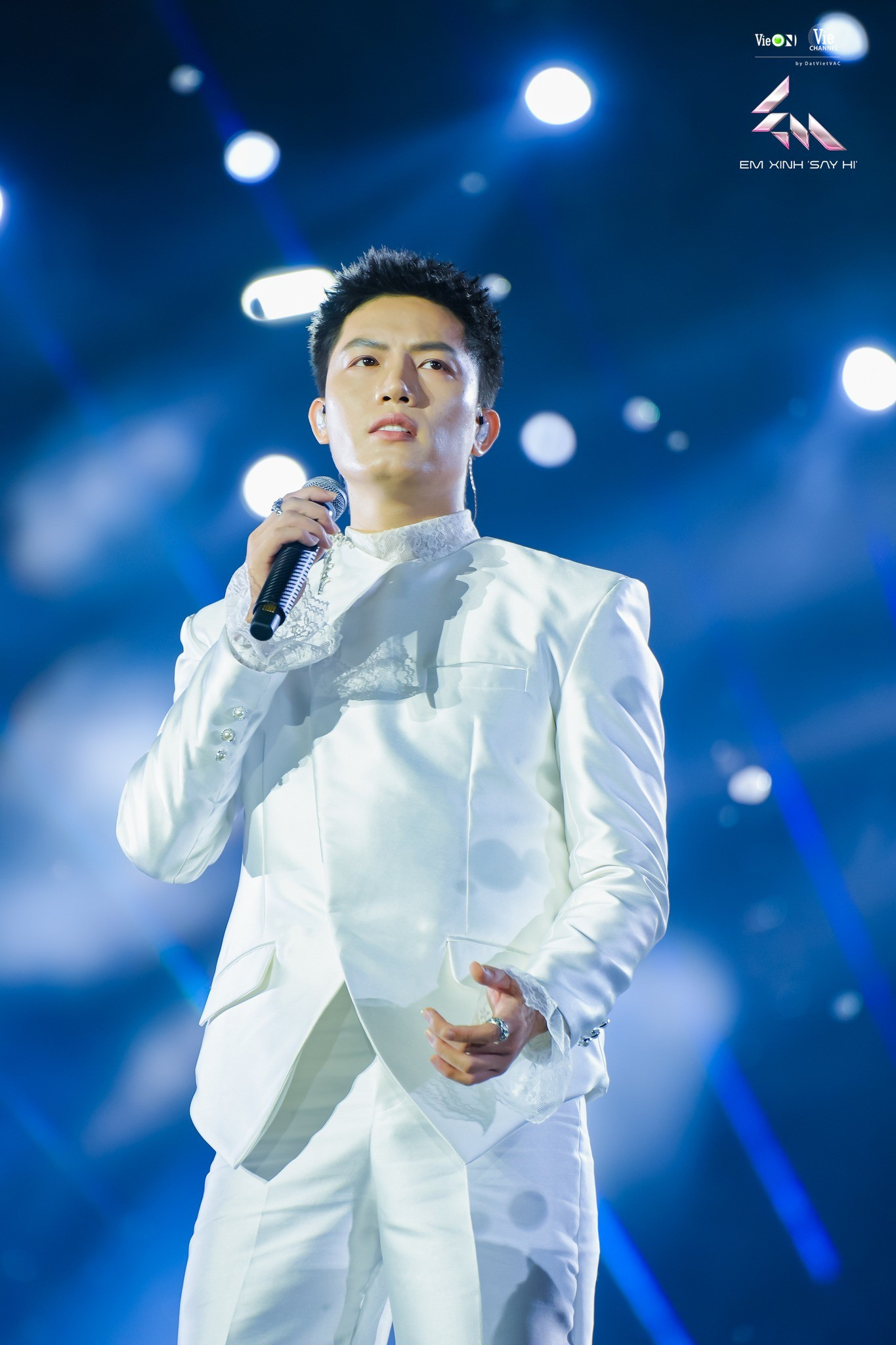 em-xinh-say-hi-concert-d1-7.jpg