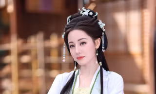 Bạch Nhật Đề Đăng đối mặt thất bại, Địch Lệ Nhiệt Ba thua đau trước Dương Tử