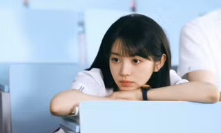 "Bạn Gái Thiên Tài" bị chê làm lố khi nữ chính còn thông minh hơn cả Einstein