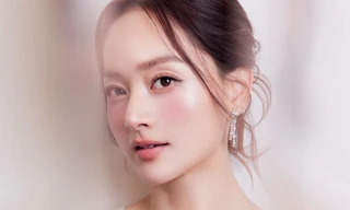 Đôi giày thể thao đầy “thị phi” của Lan Phương, lần nào lên phim cũng gây tranh cãi