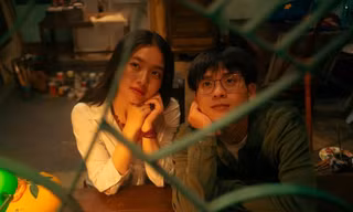 Cảm Ơn Người Đã Thức Cùng Tôi: Điều kỳ diệu ở phòng vé Việt trong tháng 3