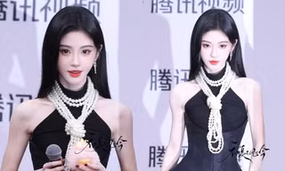 “Mỹ nữ 4000 năm” Cúc Tịnh Y bị nghi đụng dao kéo vì bờ vai nhấp nhô lạ lùng