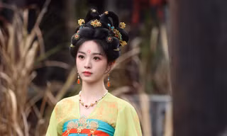 Tử Dạ Quy: Còn ai xui hơn Điền Hi Vi, đóng chung với ai là người ấy gặp rắc rối